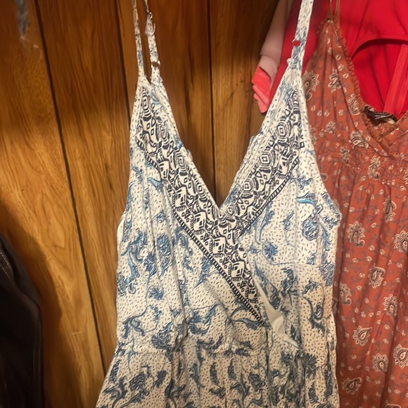 Cute blue and white romper - Picture 2 of 3